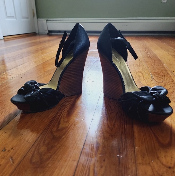 Bebe St. Bart's wedge in black - Picture 2 of 8